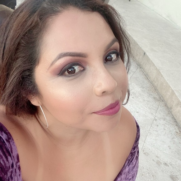 Meet your Posher, Karla - Picture 9 of 9